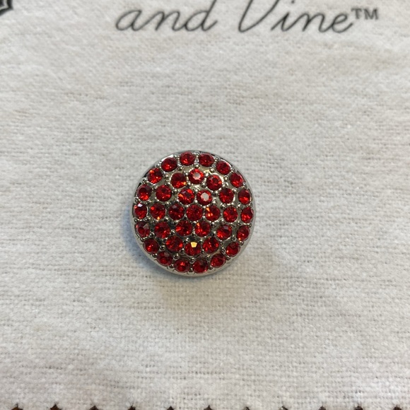 Magnolia and Vine 7 “Snazzy” snaps, new - Picture 8 of 9